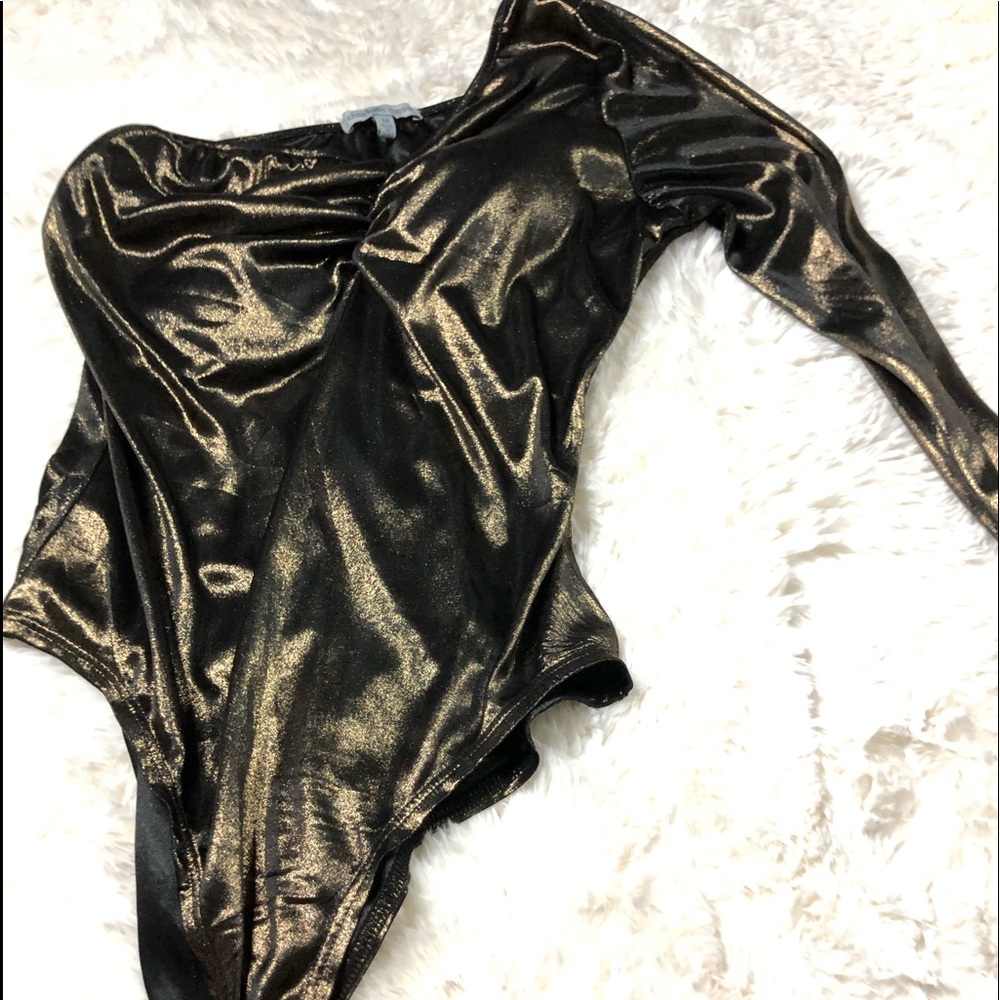 off the shoulder body suit . ( WORN ONCE ! )